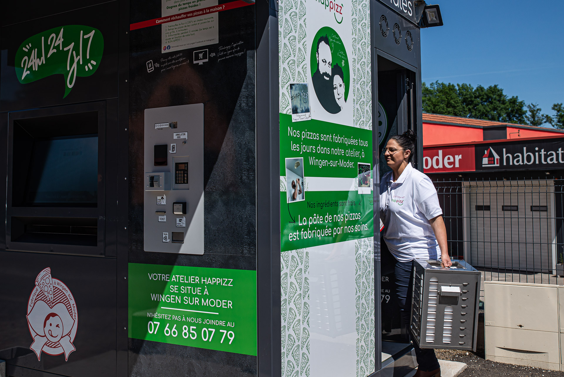 HAPPIZ-1920p-0061 Distributeur de pizza à Bouxwiller